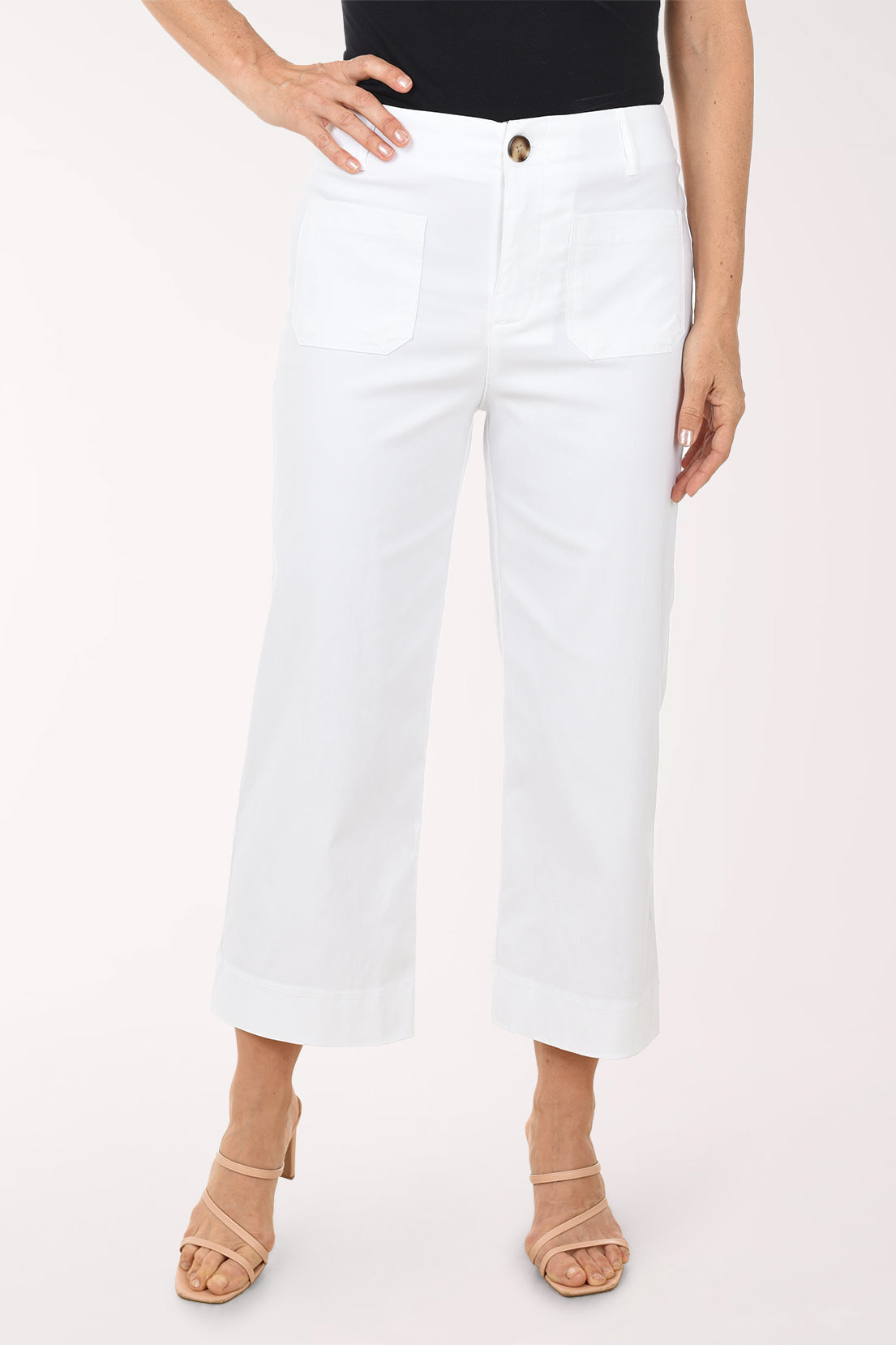 Patch Pockets Wide Leg Crop Pant