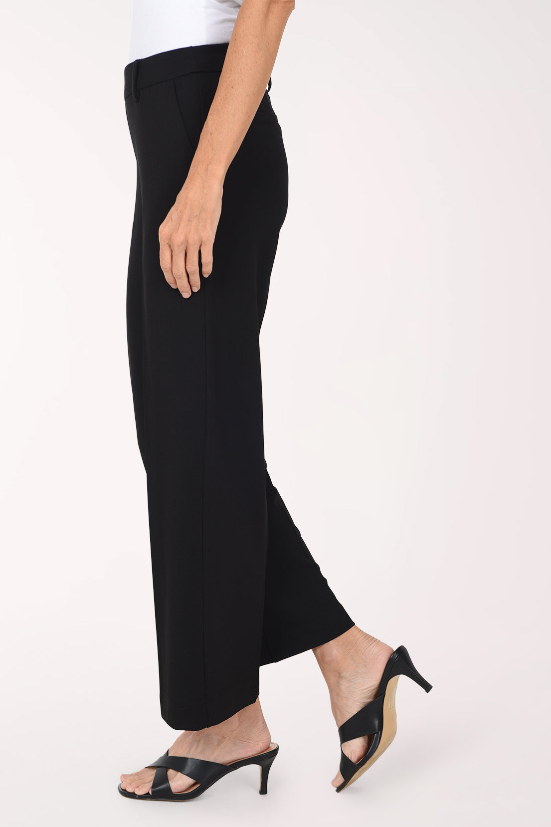 Stretch Wide Leg Pull-On Pant