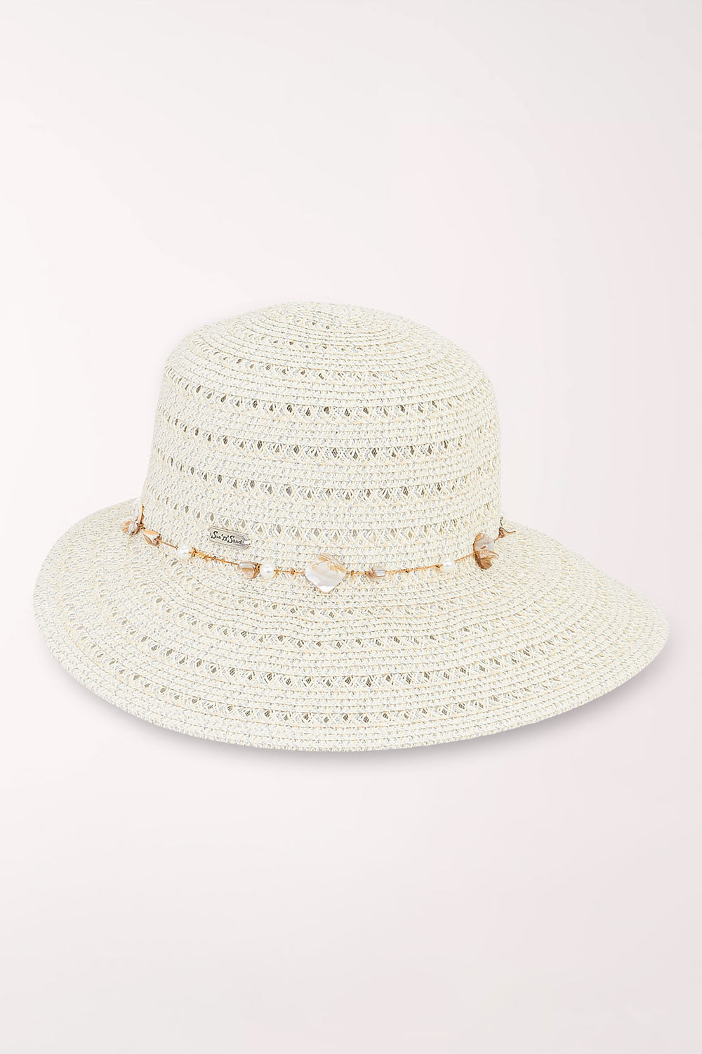 White woven hat with a shell detail