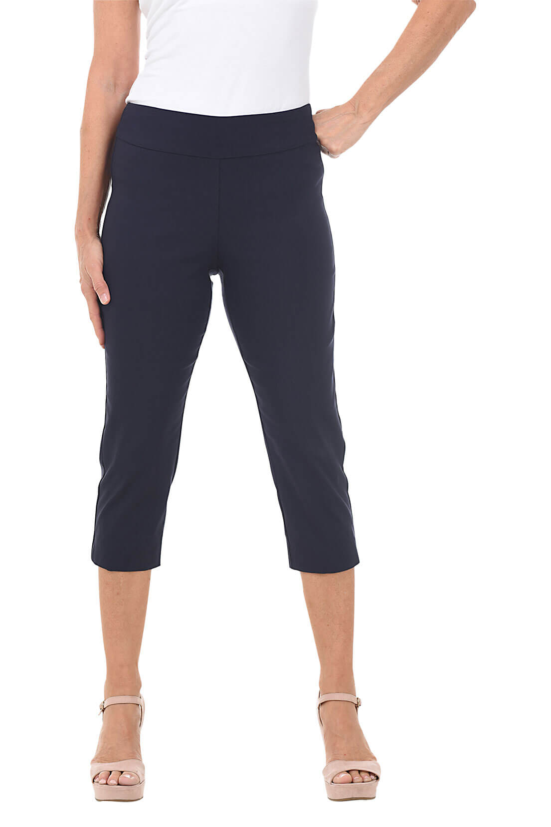 KRAZY LARRY Solid Pull-On Capri Pant