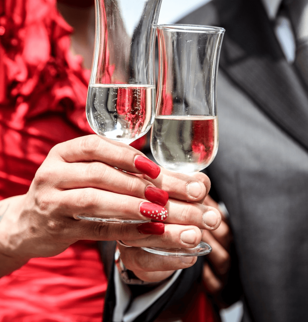 How to Plan the Perfect Cocktail Party this Season - Anthony's Ladies Apparel