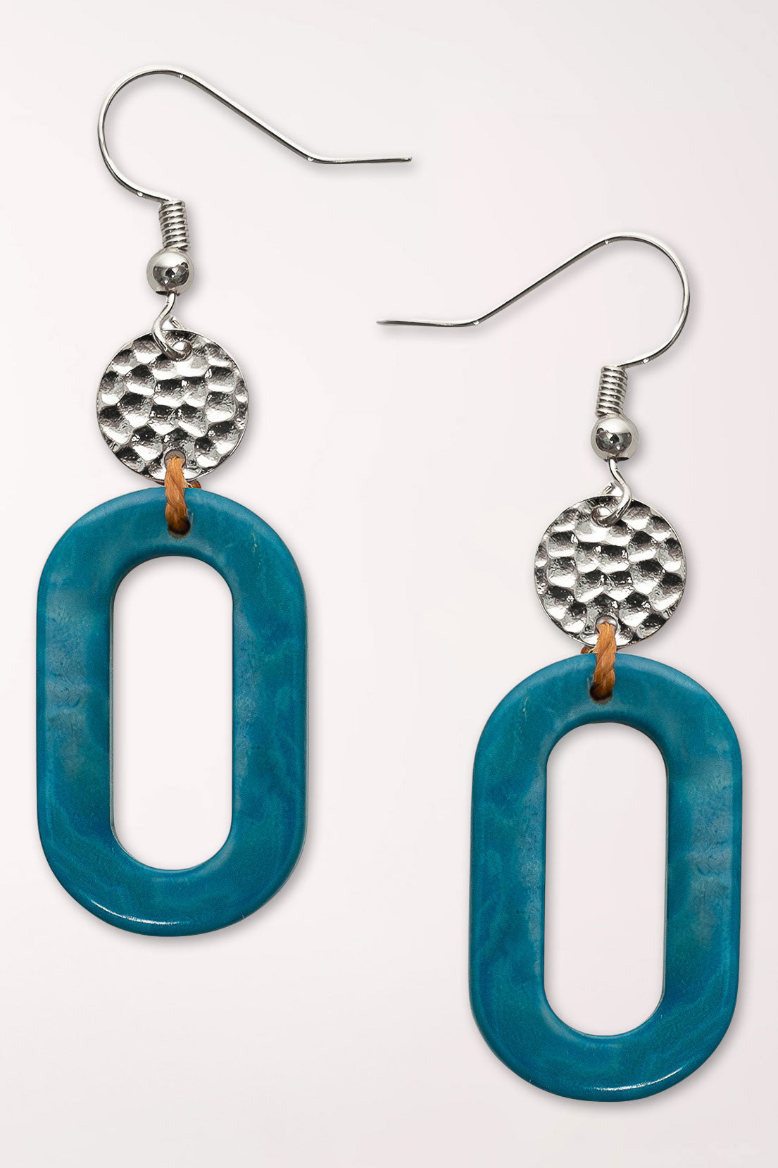 Earrings with turquoise colored beads 