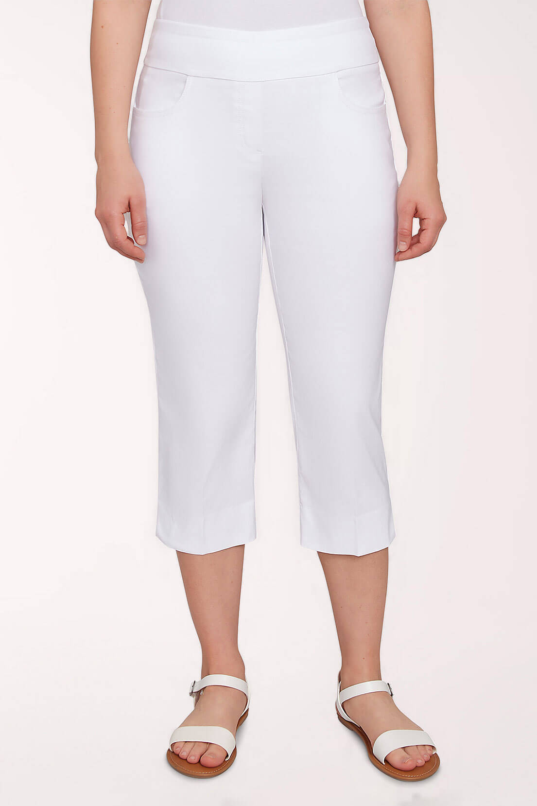 nan◎新品THE NEWHOUSE ROW CAPRI SHORT Silky Tech Capri Pant | Ruby Rd.