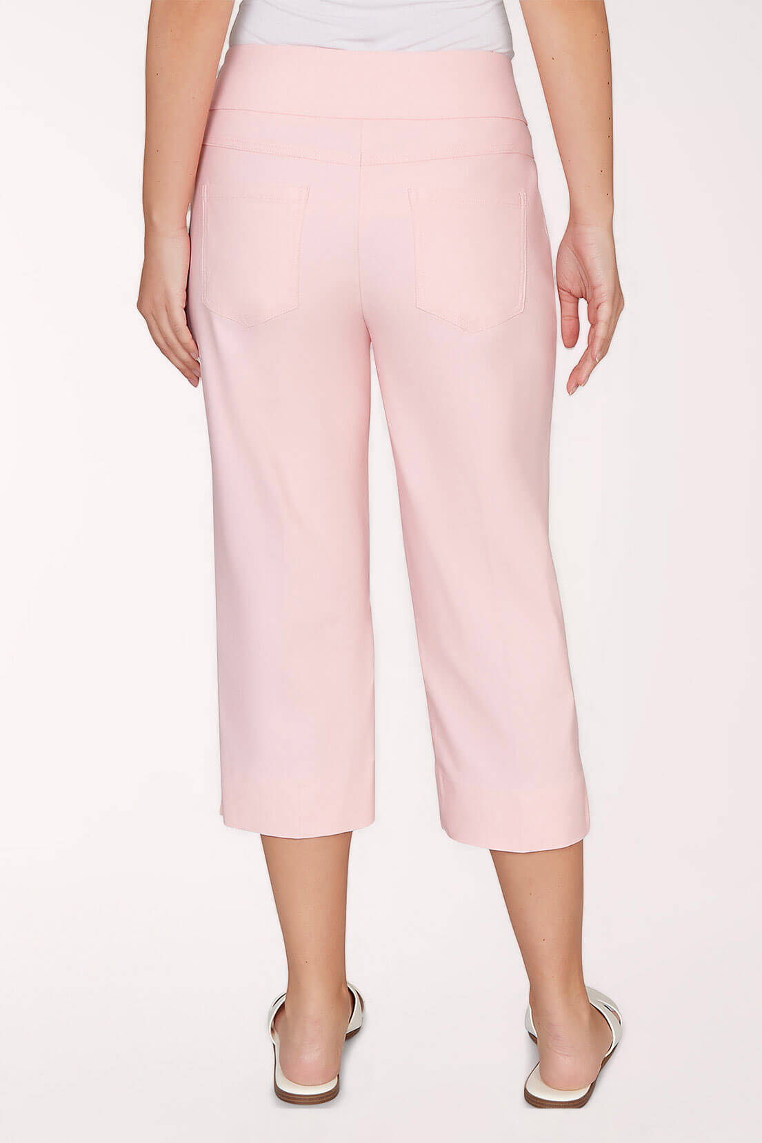 Silky Tech Capri Pant