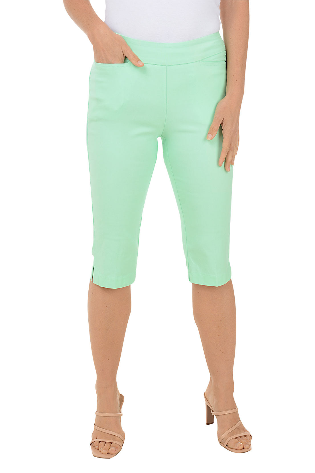 Pull-On Clamdigger Crop Pant