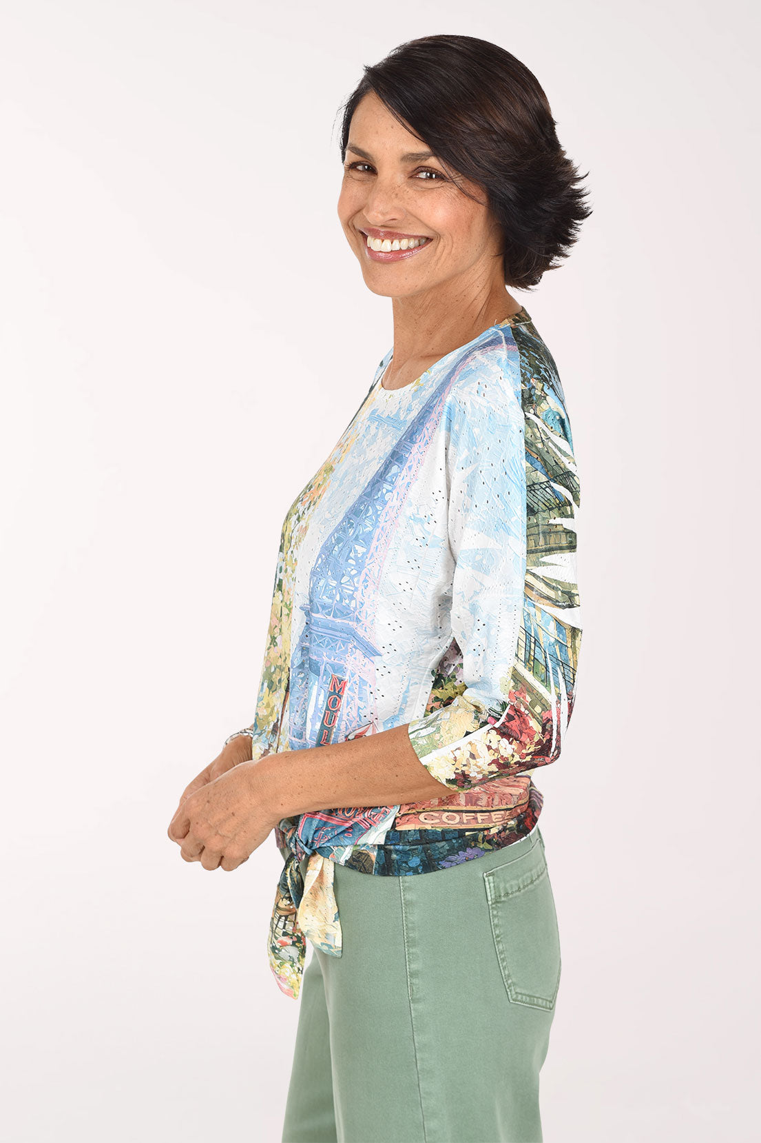 Side view showing the drop shoulder, 3/4 sleeve and front hem tie