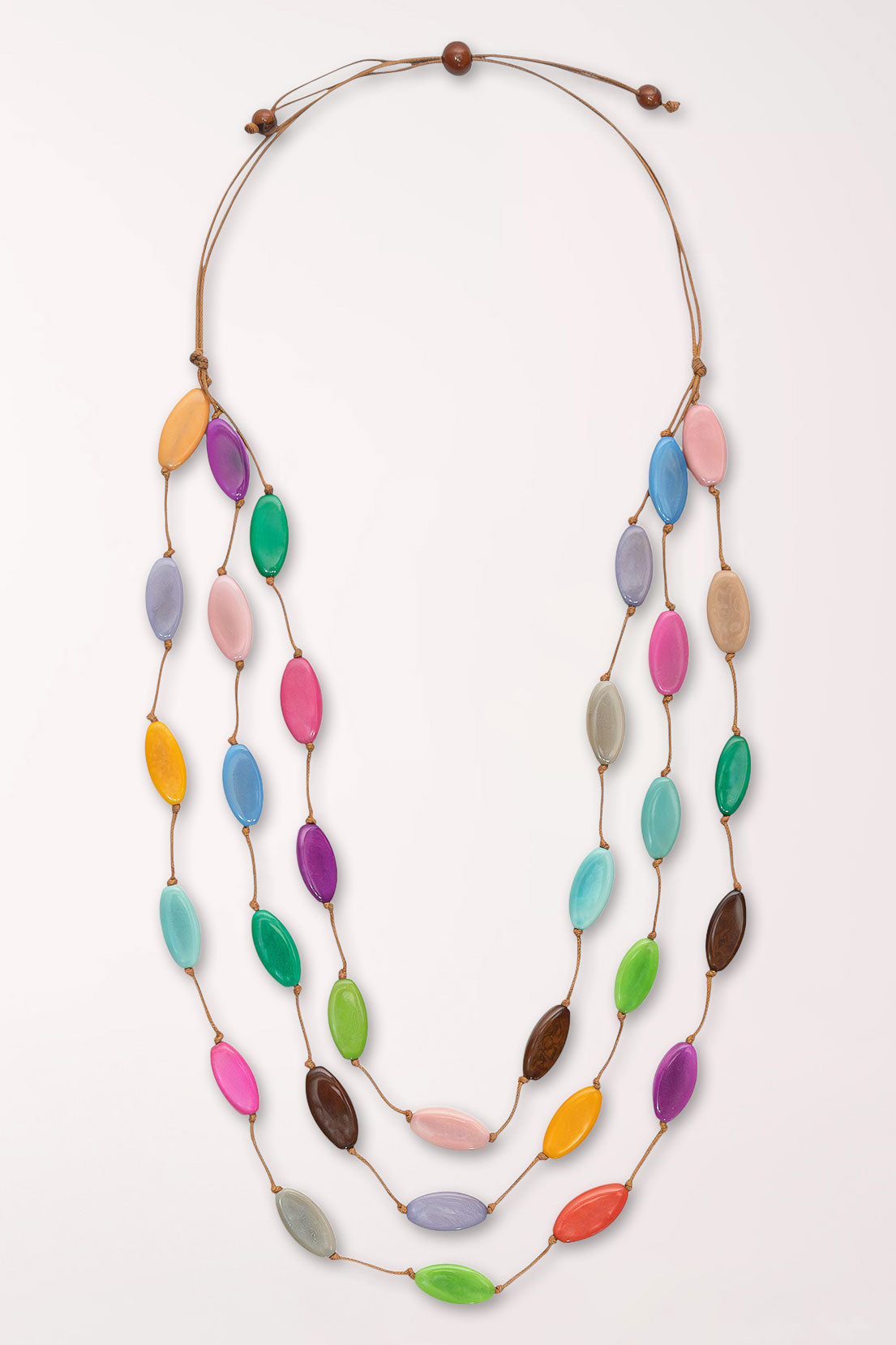 Necklace with multi-colored beads