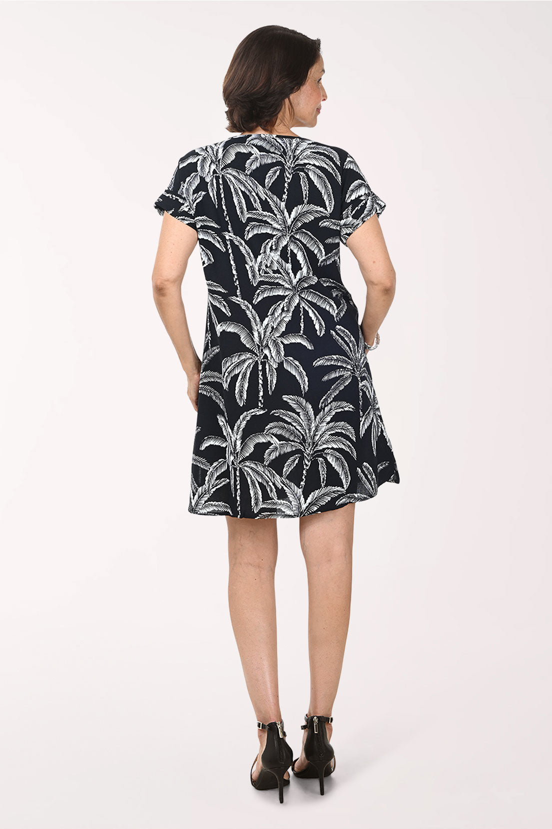 black and white short sleeve dress Ninety Clothing Palm Trees Cuffed - Black/white Color:Long tie belt flag: BACK IN STOCK Gold Beaded Applique One