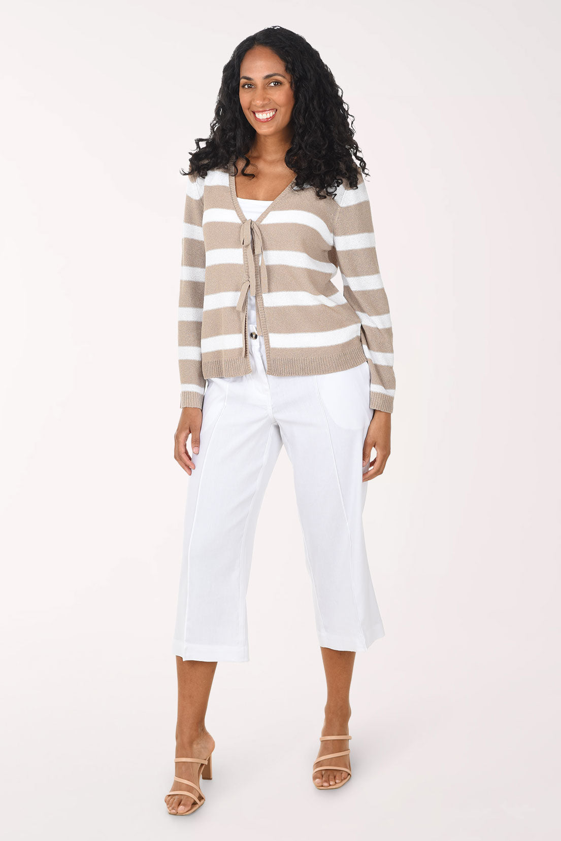 Petite Renaissance Romance Pintuck Linen-Blend Pant