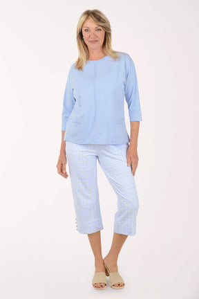 Plaid Pull-On Capri Pant