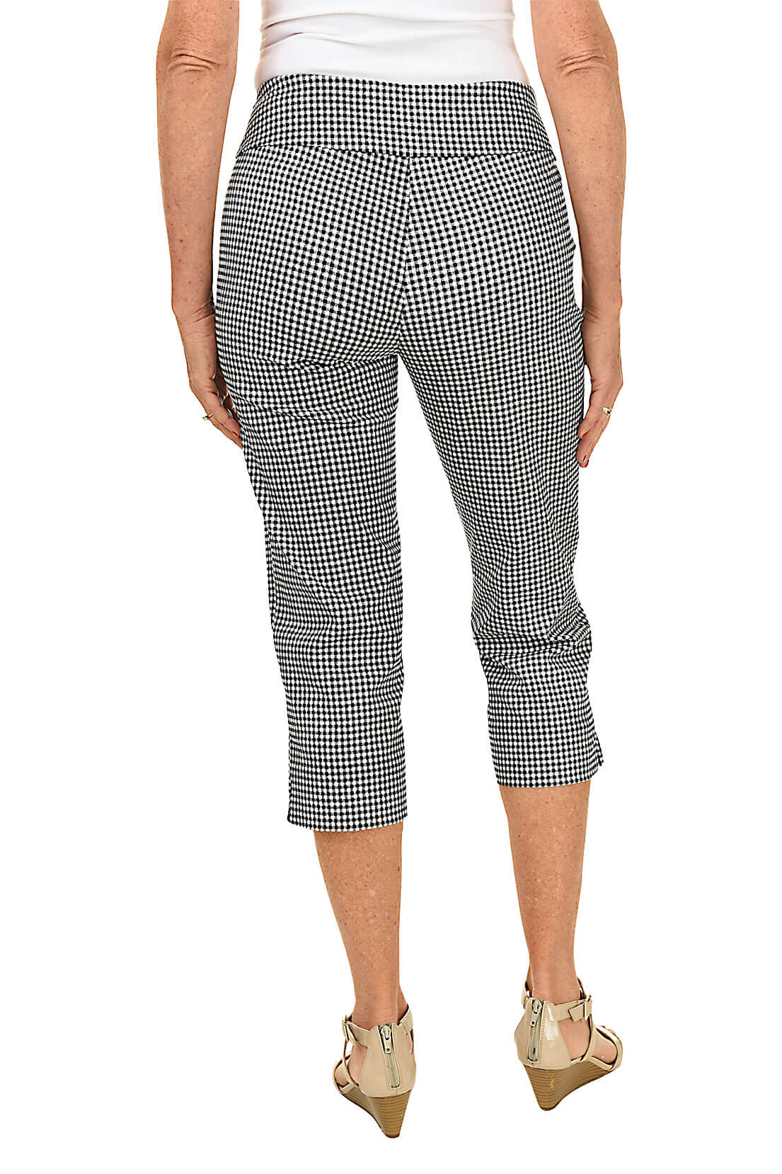 Petite Checkered Pull-On Crop Pant