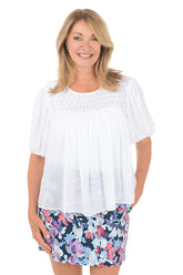 Diamond Pintuck Puffed Sleeve Blouse
