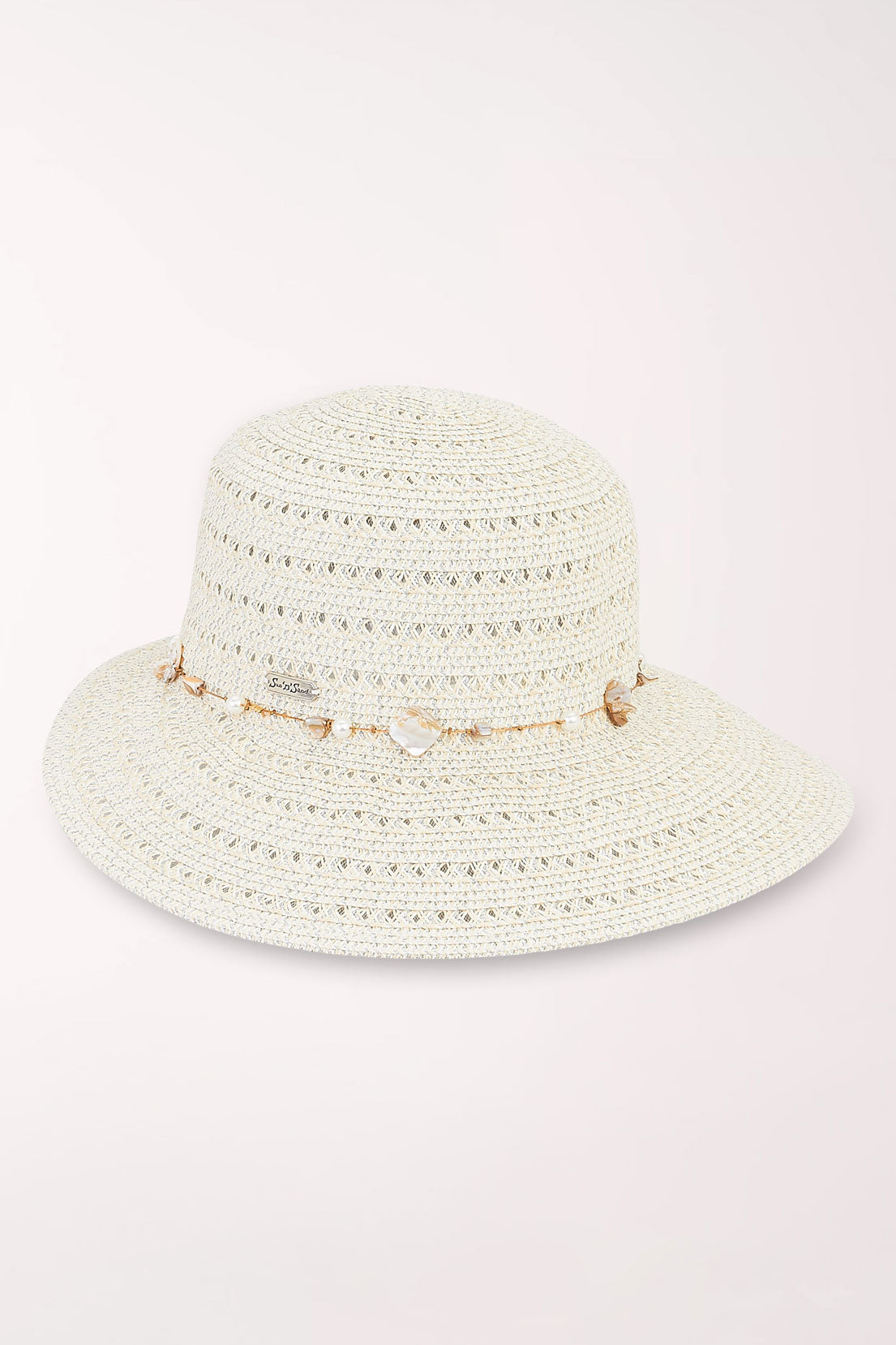 White woven hat with a shell detail