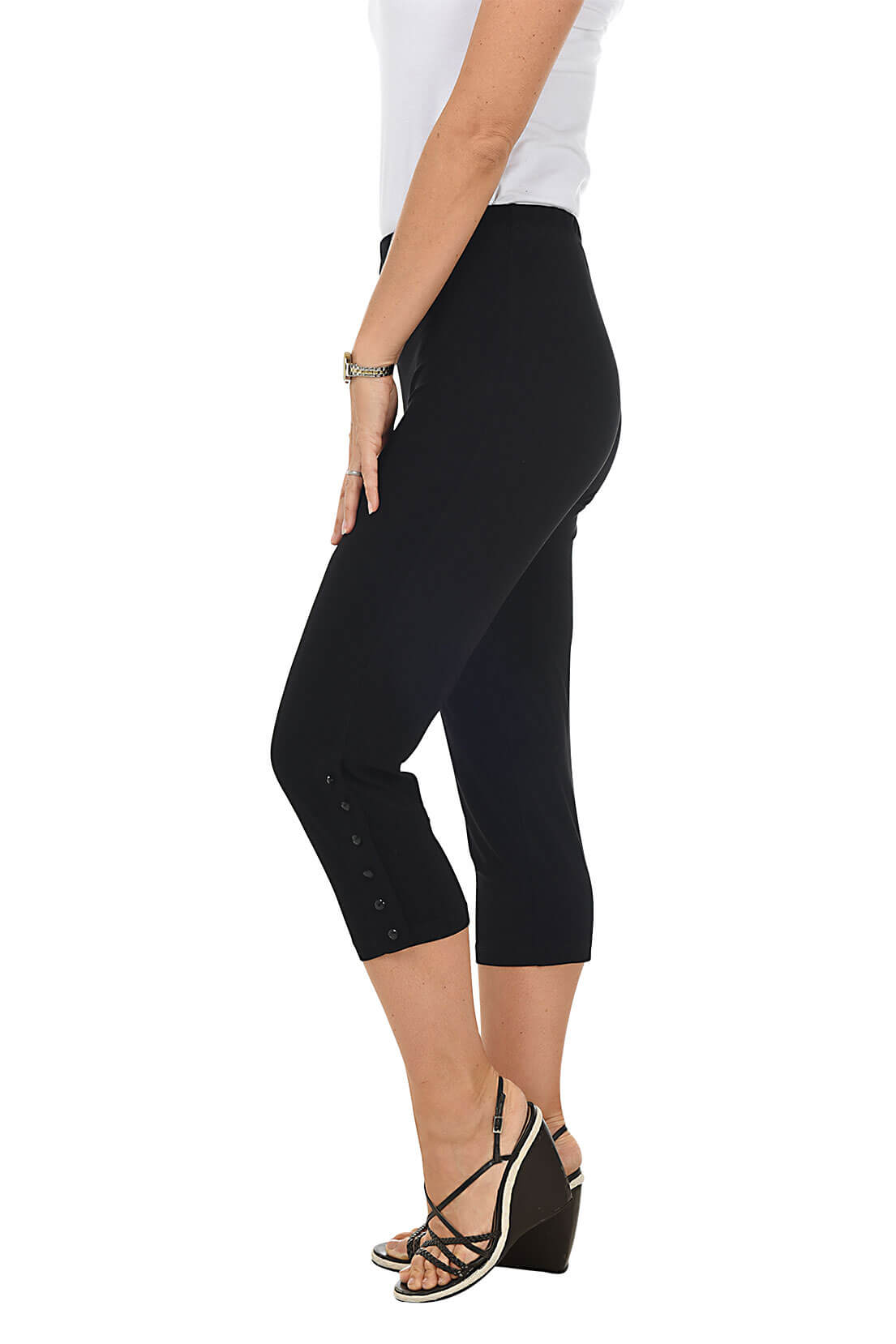 Pull-On Side Button Capri Pant