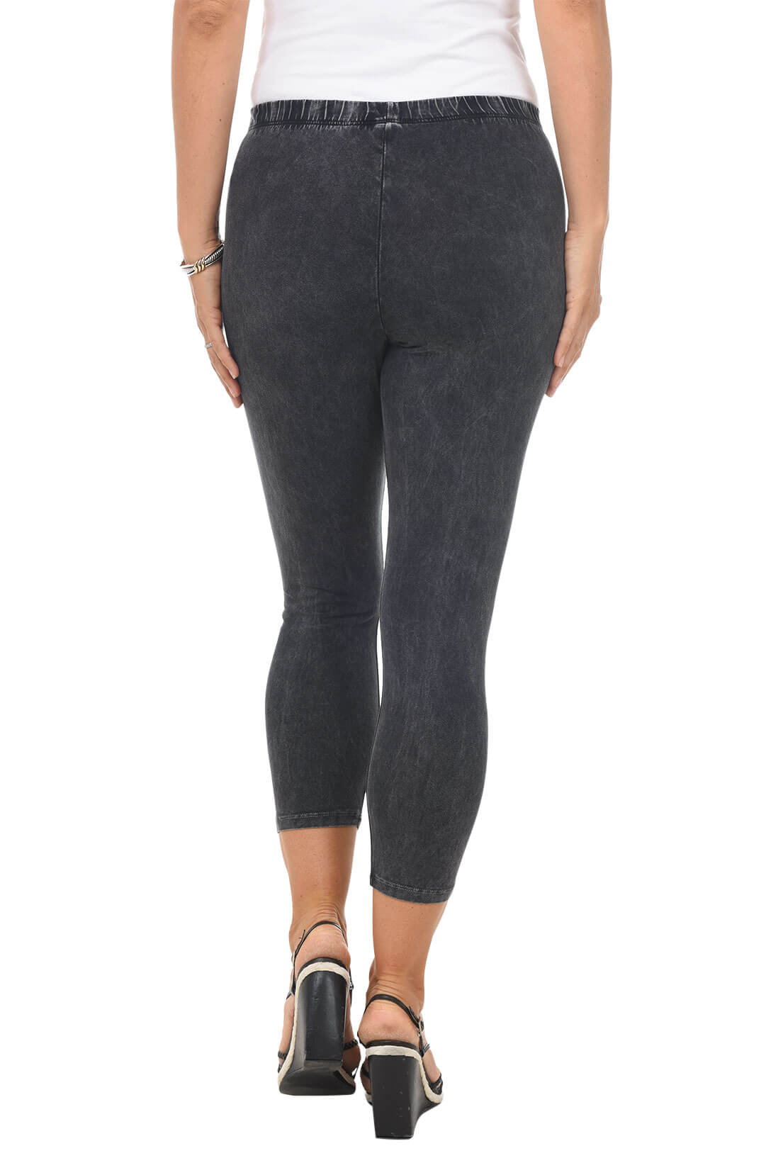 JESS AND JANE Mineral Wash Capri Legging