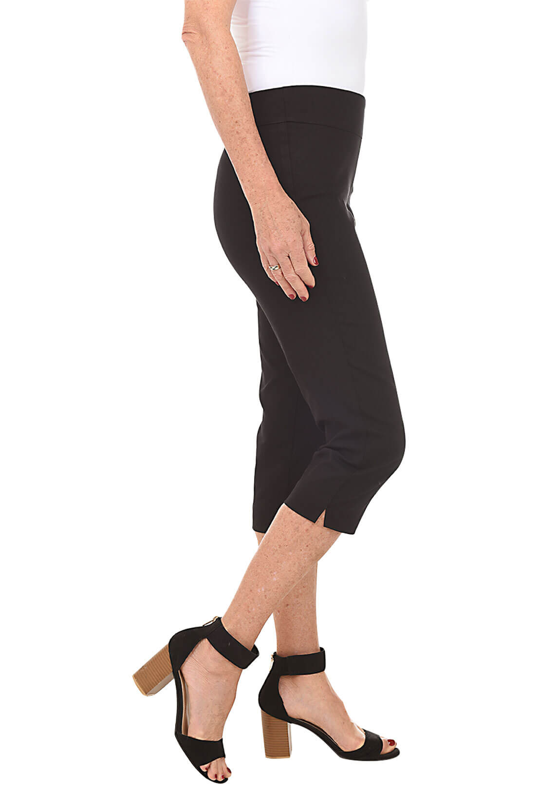 KRAZY LARRY Solid Pull-On Capri Pant