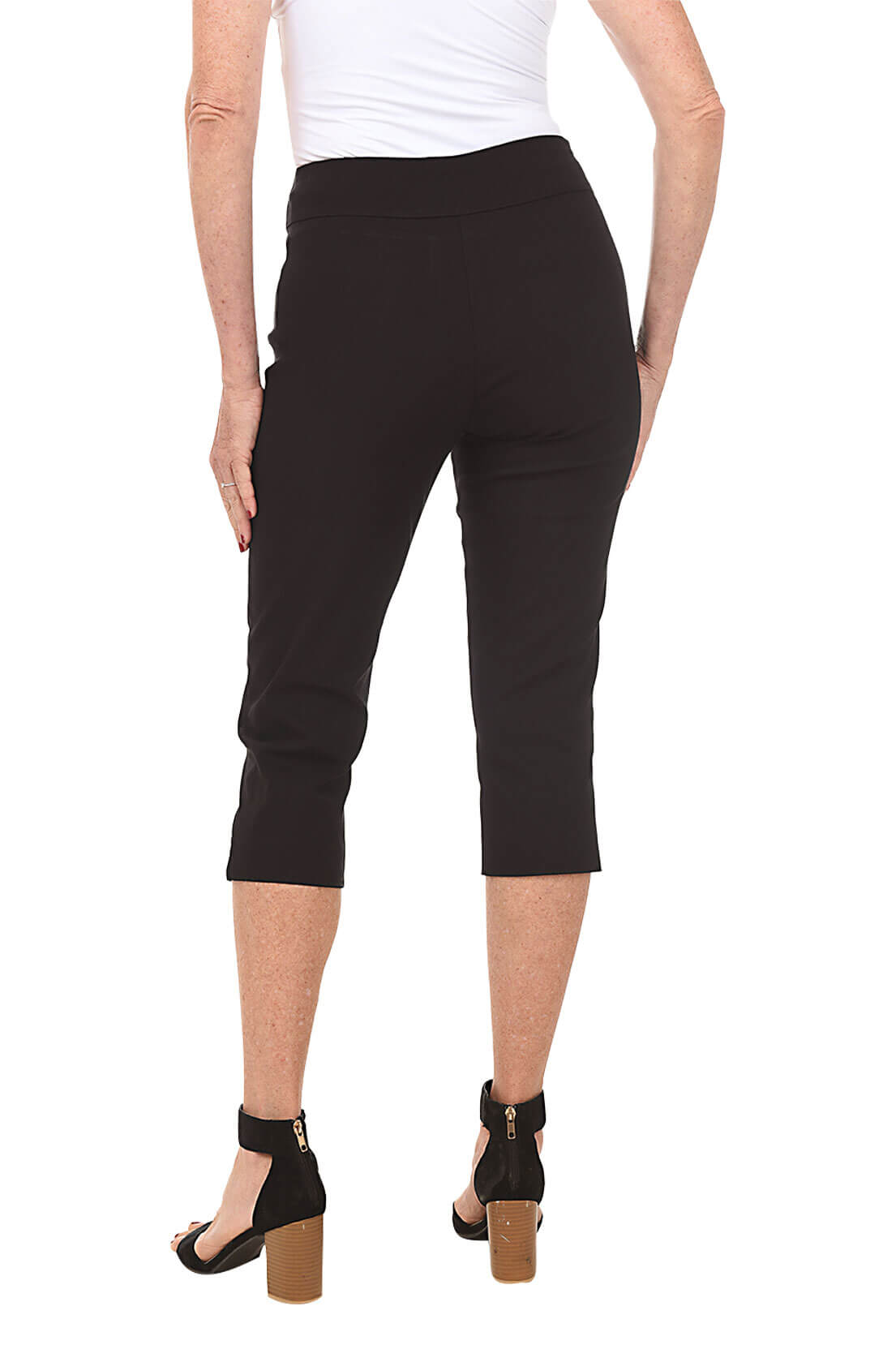 KRAZY LARRY Solid Pull-On Capri Pant